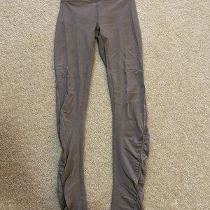 LULULEMON RUCHED LEGGINGS